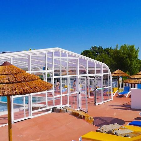 Camping Les Brillas Les Moutiers Εξωτερικό φωτογραφία