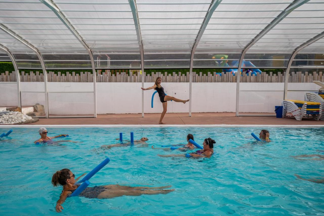 Camping Les Brillas Les Moutiers Εξωτερικό φωτογραφία