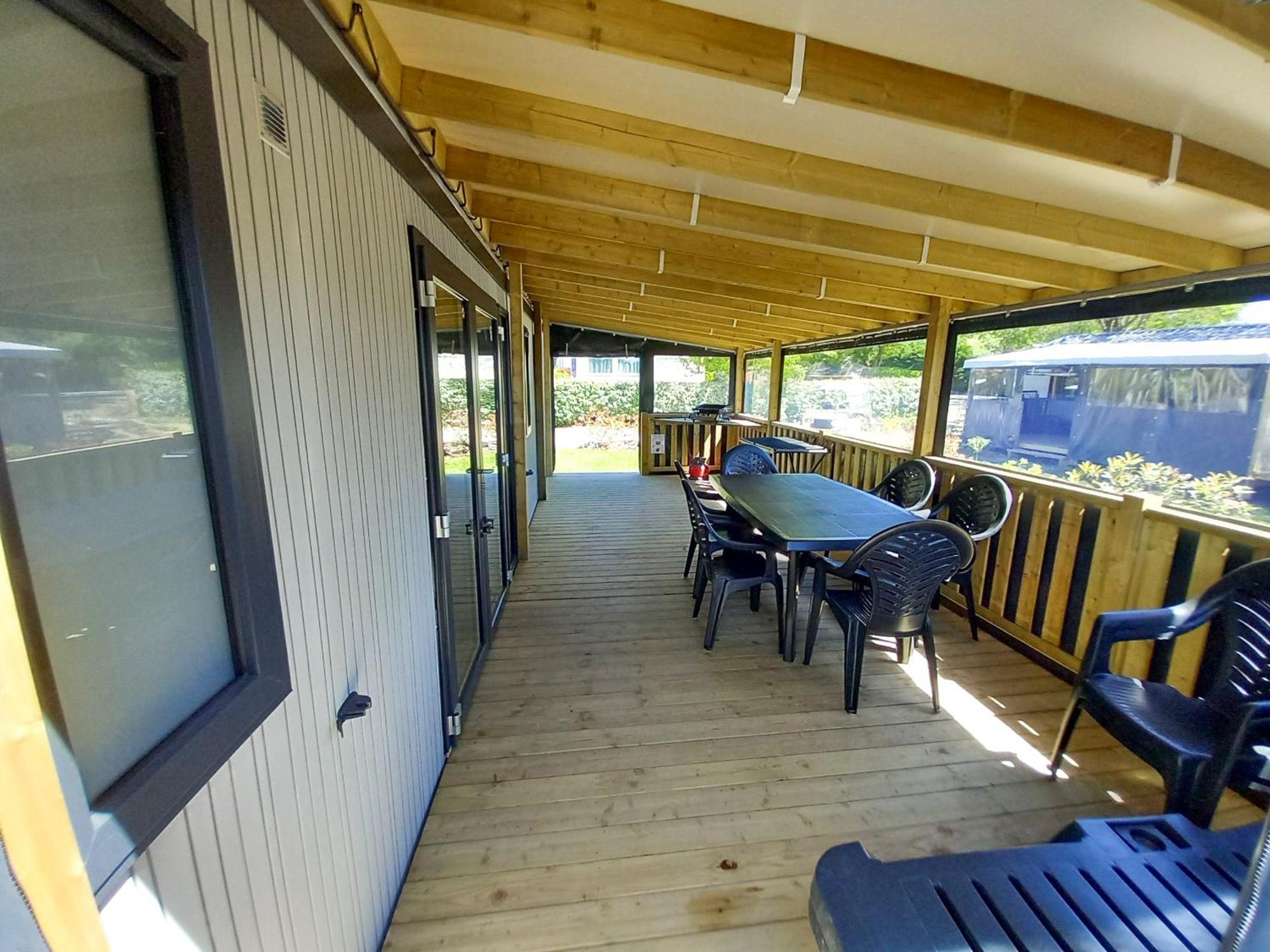 Camping Les Brillas Les Moutiers Εξωτερικό φωτογραφία